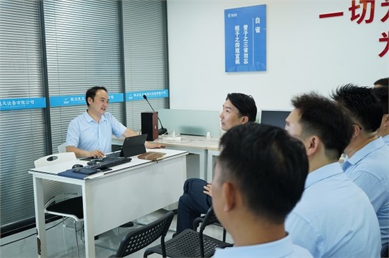 麥克威銷售總經理朱總發言