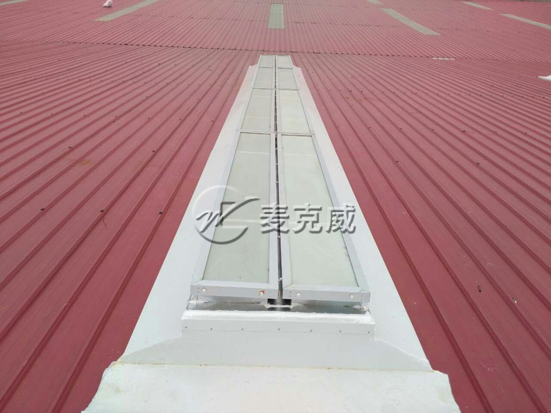 林肯萬(wàn)峰林電梯制造基地—貴州一字型電動(dòng)采光排煙天窗 林肯萬(wàn)峰林電梯制造基地—貴州一字型電動(dòng)采光排煙天窗