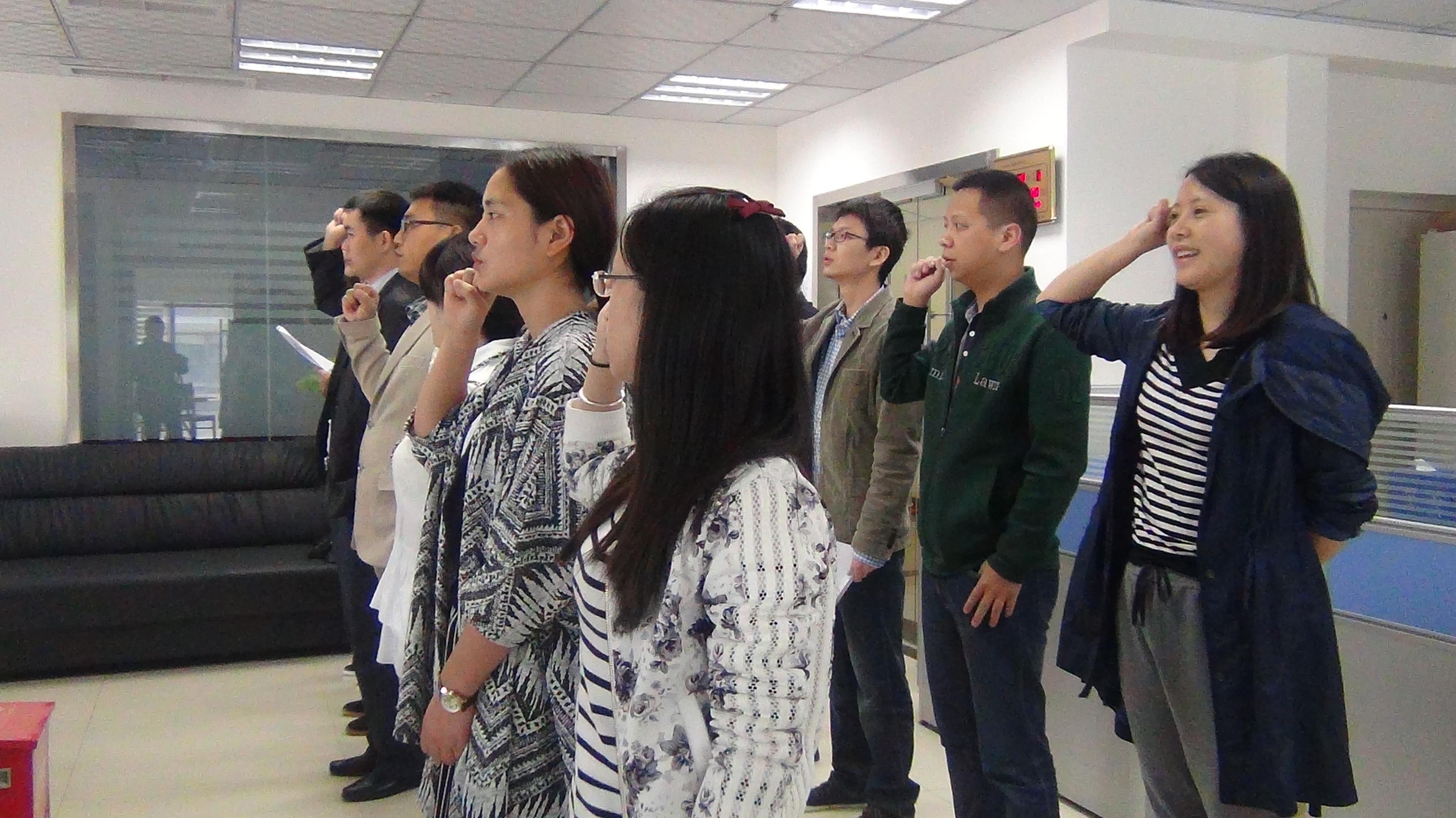 通風天窗專業制造商 